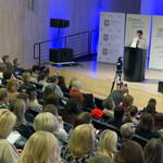 Uczestnicy IX Wojewódzkiej Konferencji „Start w dorosłość bez uzależnień i zachowań ryzykownych
