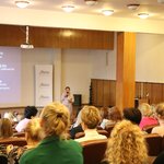 Uczestnicy konferencji regionalnych pn. „Wykrywanie wczesnych symptomów sytuacji kryzysowych, w tym zachowań samobójczych i innych zachowań autodestruktywnych u dzieci i młodzieży” 
